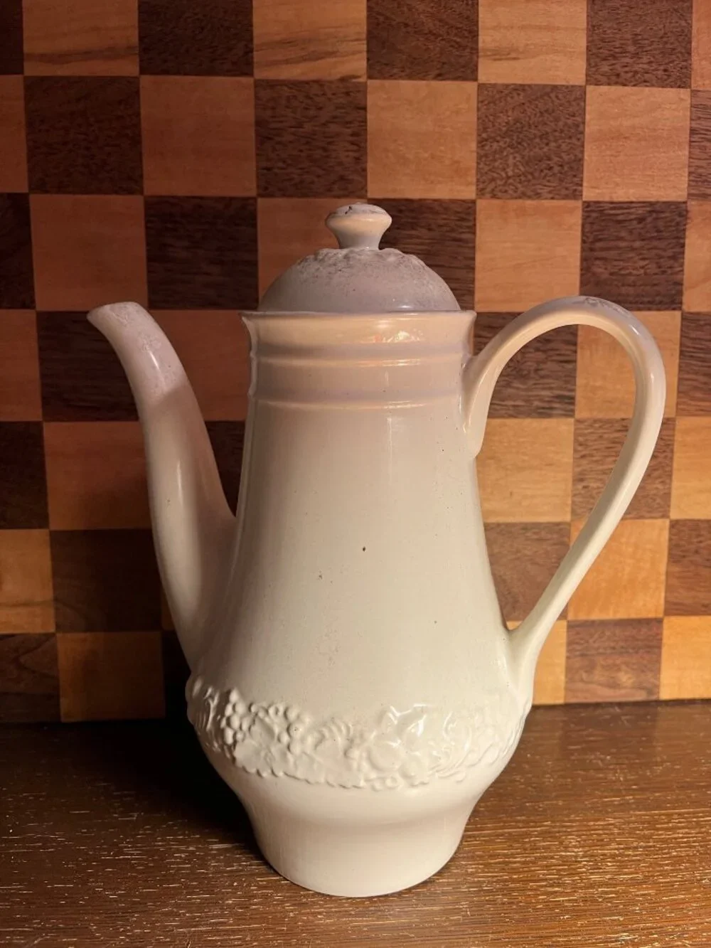 Teapot Coffee Pot with Grape Fruit Motif A992
